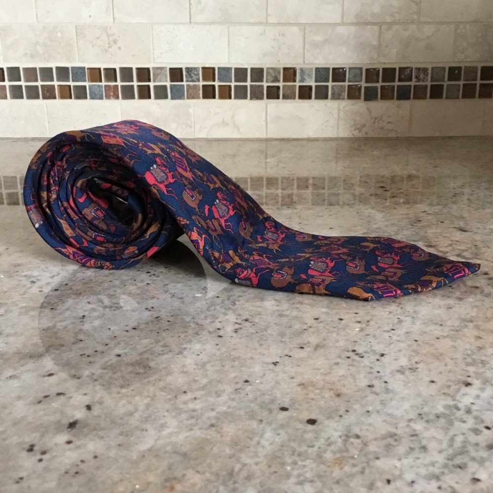 Salvatore Ferragamo Horse Patterned Equestrian Silk Tie - Picture 6 of 12